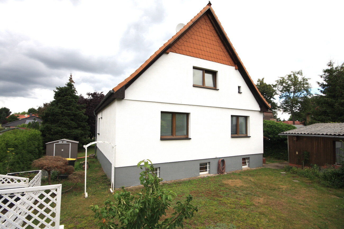 Einfamilienhaus zum Kauf 485.000 € 5 Zimmer 125 m²<br/>Wohnfläche 813 m²<br/>Grundstück Falkenhagen Falkensee 14612