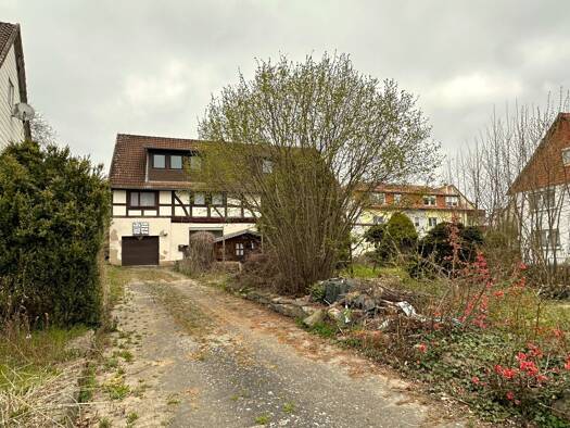Bauernhaus zum Kauf 169.000 € 15 Zimmer 296 m² 2.379 m² Grundstück frei ab sofort Gladebeck Hardegsen 37181