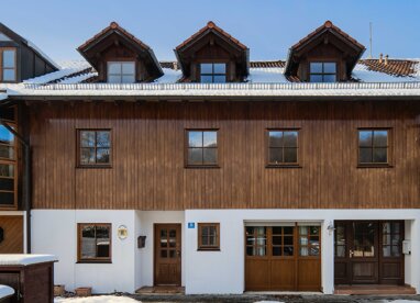 Reihenmittelhaus zum Kauf 850.000 € 9 Zimmer 263 m² 324 m² Grundstück Berg Berg 82335