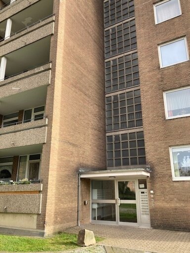 Wohnung zur Miete 635 € 3 Zimmer 82 m² 4. Geschoss frei ab sofort Hubertusweg 9 Reuschenberg Neuss 41466