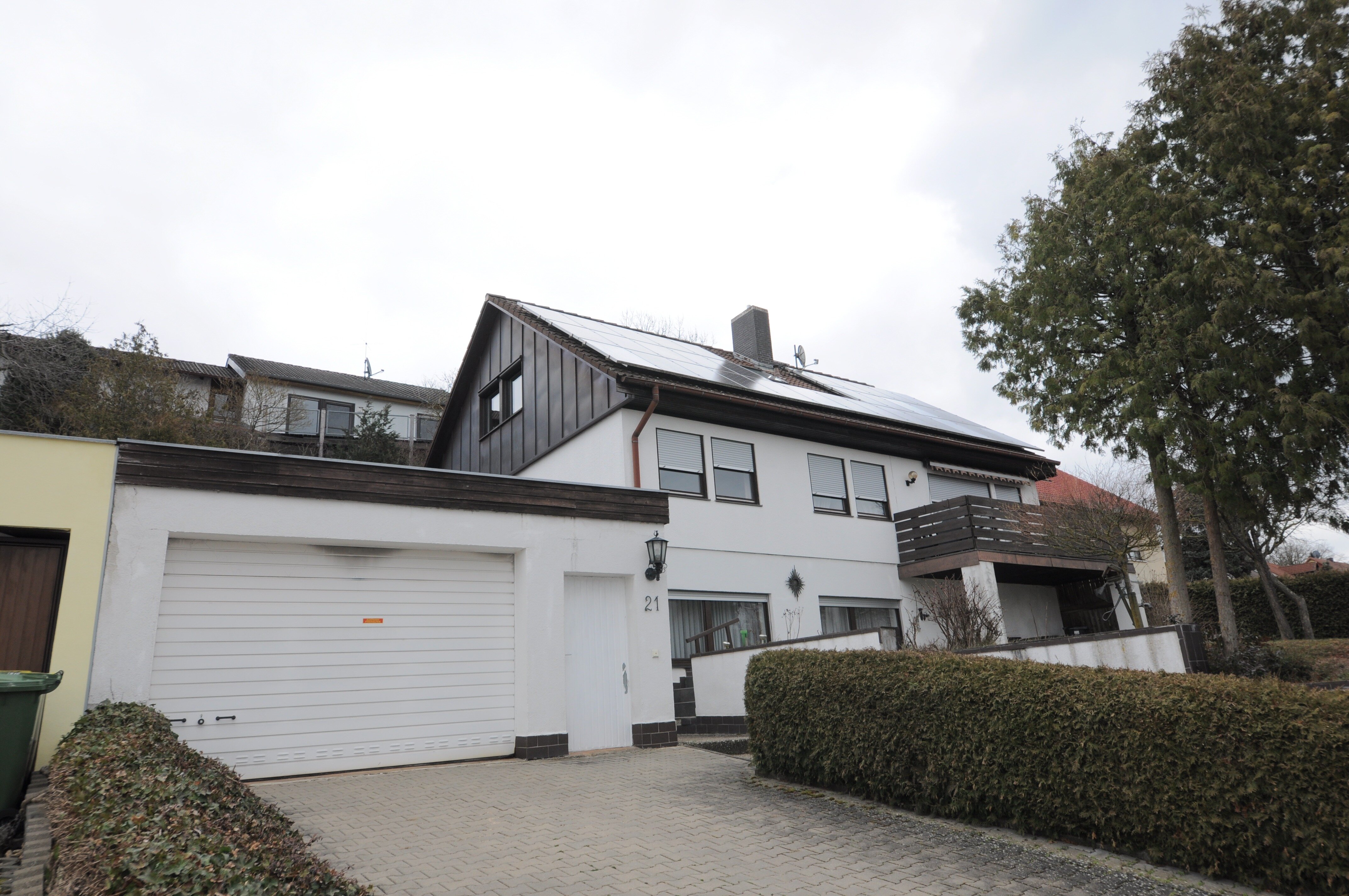 Mehrfamilienhaus zum Kauf 360.000 € 9 Zimmer 236 m²<br/>Wohnfläche 710 m²<br/>Grundstück Hubstr. 21 Wilhermsdorf Wilhermsdorf 91452