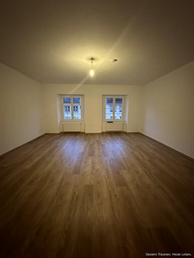 Wohnung zur Miete 900 € 2 Zimmer 82 m² 3. Geschoss frei ab sofort Waldshut Waldshut-Tiengen 79761