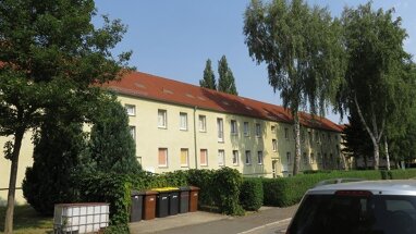 Wohnung zur Miete 255 € 2 Zimmer 52,2 m² 1. Geschoss Strasse des Aufbaus 10 Profen Elsteraue 06729