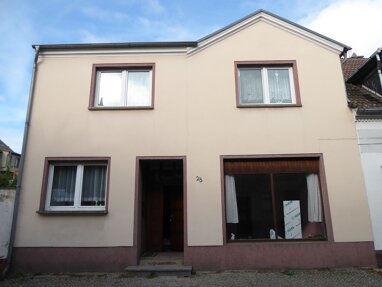 Einfamilienhaus zum Kauf 65.000 € 10 Zimmer 200 m² 538 m² Grundstück Puschkinstr. 25 Coswig Coswig (Anhalt) 06869