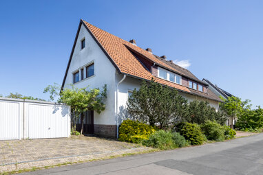 Einfamilienhaus zum Kauf 330.000 € 5 Zimmer 129 m² 834 m² Grundstück Laatzen - Alt Laatzen 30880