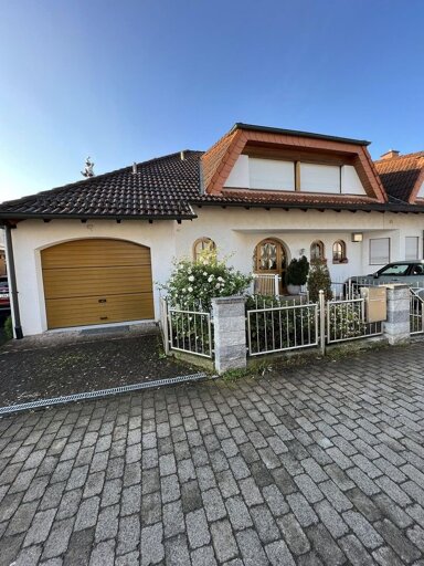 Einfamilienhaus zum Kauf provisionsfrei 780.000 € 7 Zimmer 207 m² 295 m² Grundstück Jügesheim Rodgau OT Jügesheim 63110