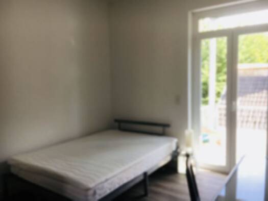 WG-Zimmer zur Miete 500 € 16 m² 1. Geschoss frei ab sofort Auf der Beun 7a (1.B) Griesheim Frankfurt am Main 65933