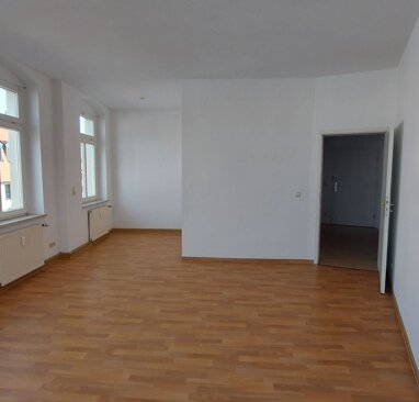 Wohnung zur Miete 233 € 1 Zimmer 42,2 m² 2. Geschoss frei ab sofort Döbeln Döbeln 04720