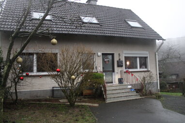 Einfamilienhaus zum Kauf 325.000 € 4 Zimmer 110 m² 885 m² Grundstück Leichlingen Leichlingen 42799