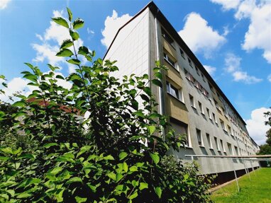 Wohnung zur Miete 315 € 3 Zimmer 55,3 m² 3. Geschoss G.-Hauptmann-Straße 8 Lauchhammer - Mitte Lauchhammer 01979