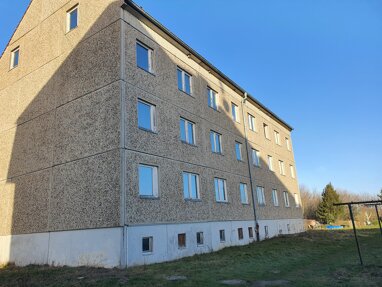 Mehrfamilienhaus zum Kauf 215.000 € 2.719 m² Grundstück Trantow Sassen-Trantow 17121