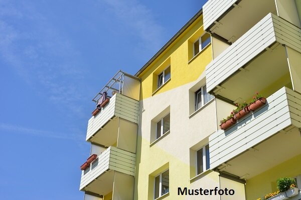 Mehrfamilienhaus zum Kauf Zwangsversteigerung 346.000 € 1 Zimmer 365 m² 5.247 m² Grundstück Möthlow Märkisch Luch 14715