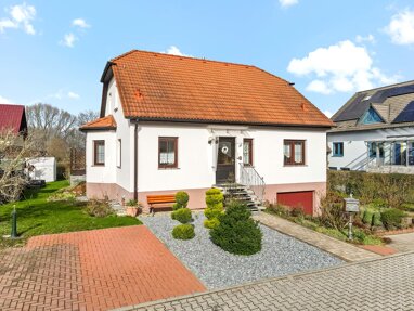 Einfamilienhaus zum Kauf 325.000 € 5 Zimmer 162 m² 456 m² Grundstück An der Kastanienallee 22 Luppenau Schkopau 06258