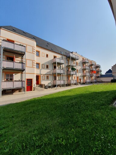 Wohnung zur Miete 448 € 2 Zimmer 56 m² 1. Geschoss frei ab 15.03.2025 Zwickauer Straße 172 Reichenbach Reichenbach 08468