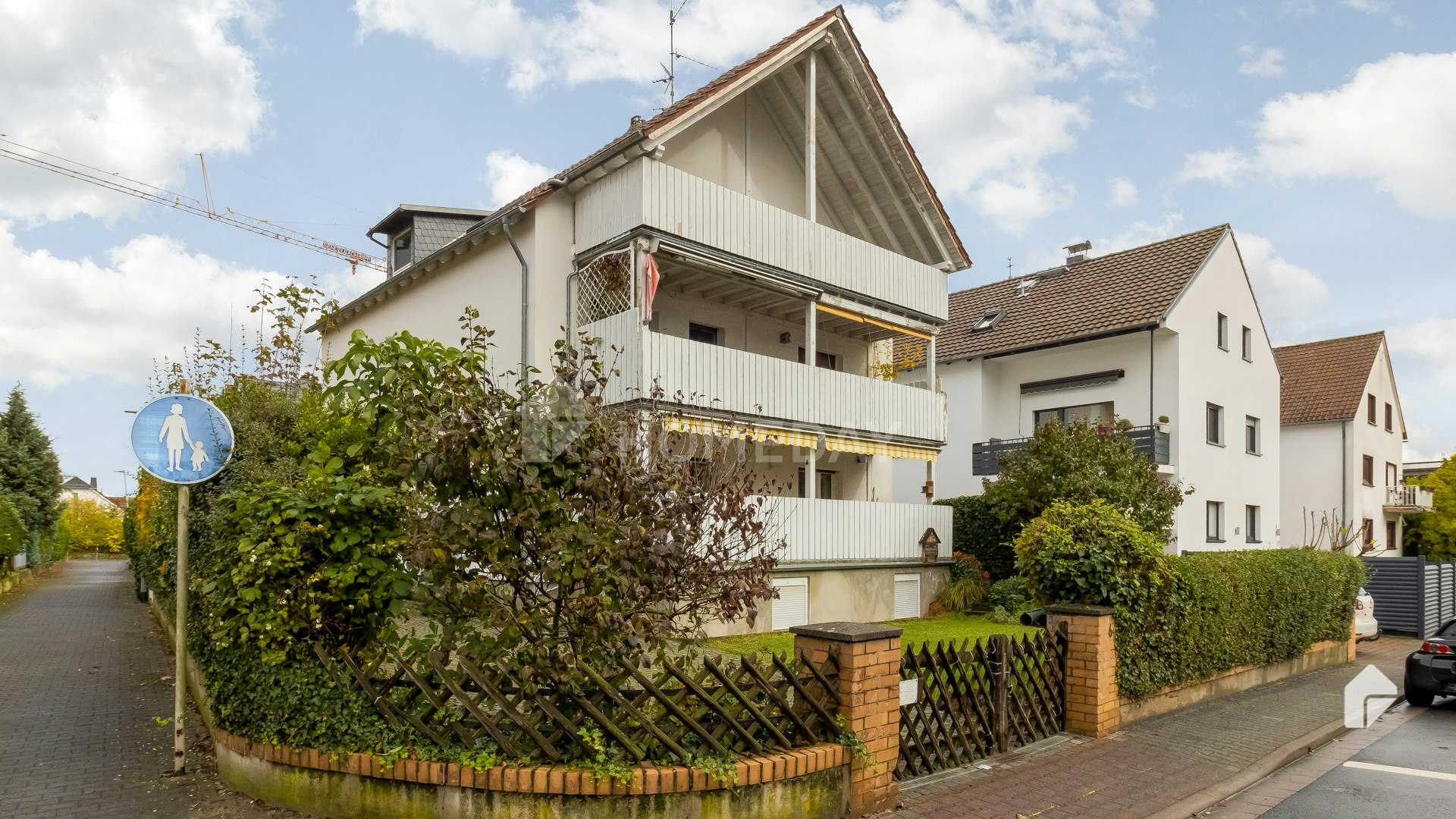 Mehrfamilienhaus zum Kauf 815.000 € 8 Zimmer 274,2 m²<br/>Wohnfläche 554 m²<br/>Grundstück Liederbach Liederbach am Taunus 65835