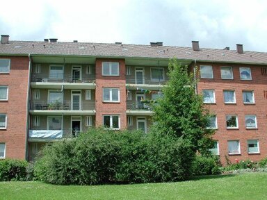 Wohnung zur Miete 680 € 3 Zimmer 77,3 m² 3. Geschoss frei ab 01.12.2024 Groenhoffweg 12 Holtenau Bezirk 1 Kiel 24159