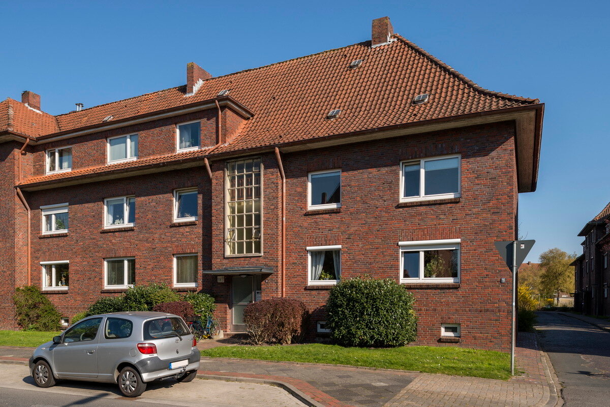 Wohnung zur Miete 460 € 4 Zimmer 80,7 m²<br/>Wohnfläche 2.<br/>Geschoss ab sofort<br/>Verfügbarkeit Heppenser Straße 11 Heppens Wilhelmshaven 26384