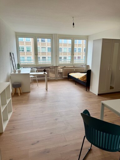 Studio zur Miete 499 € 1 Zimmer 39,1 m² 4. Geschoss frei ab sofort Schweiggerstraße 2 Glockenhof Nürnberg 90478