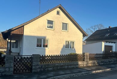 Mehrfamilienhaus zum Kauf 245.000 € 6 Zimmer 138 m² 1.002 m² Grundstück Neunburg Neunburg vorm Wald 92431