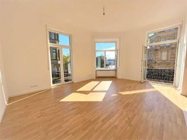 Wohnung zur Miete 700 € 3 Zimmer 93 m² frei ab sofort Taunusstraße Dambachtal Wiesbaden 65183