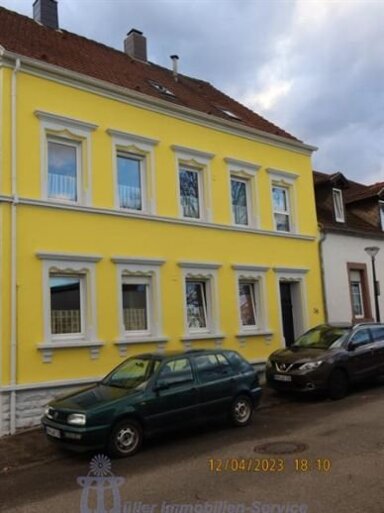 Mehrfamilienhaus zum Kauf 297.000 € 9 Zimmer 230 m² 484 m² Grundstück Homburg Homburg 66424