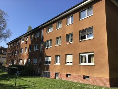 Wohnung zur Miete 415 € 2 Zimmer 43,9 m² 1. Geschoss frei ab 15.04.2025 Silcherstraße 43 Frankfurt am Main 60529