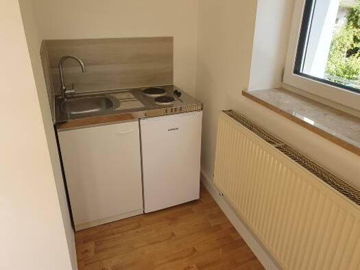 Wohnung zur Miete - Erstbezug 190 € 1 Zimmer 13,8 m² 1. Geschoss frei ab sofort Stopfenheim, Bürgermeisterstr. 5 Walkershöfe Ellingen 91792