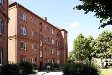 Wohnung zur Miete 381 € 2 Zimmer 60 m² 3. Geschoss Burgholzstr. 3 Industrieviertel Neubrandenburg 17034