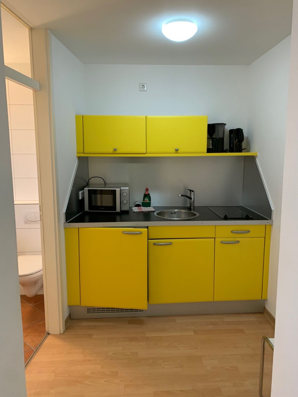 Wohnung zur Miete Wohnen auf Zeit 1.338 € 1 Zimmer 30 m²<br/>Wohnfläche ab sofort<br/>Verfügbarkeit Schwarzwaldstraße Berkheim - Süd Esslingen am Neckar 73734