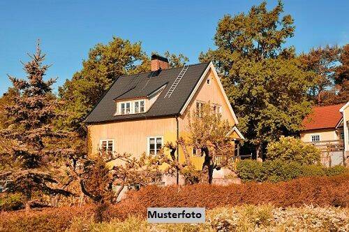 Einfamilienhaus zur Zwangsversteigerung