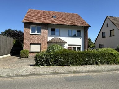 Haus zum Kauf 459.000 € 8 Zimmer 265 m² 979 m² Grundstück Cloppenburg Cloppenburg 49661