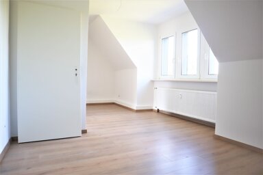 Wohnung zum Kauf 45.000 € 2 Zimmer 48 m² Regiser Straße 11 Deutzen Neukieritzsch 04575