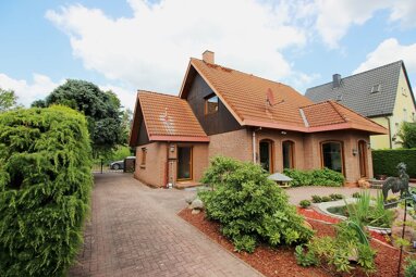 Einfamilienhaus zum Kauf 398.000 € 5 Zimmer 145,9 m² 1.457 m² Grundstück Neue Triftstraße 15 Mögelin Premnitz 14727