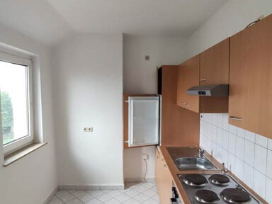 Wohnung zum Kauf 78.600 € 3 Zimmer 68 m² frei ab sofort Bahnhofsvorstadt Plauen 08525