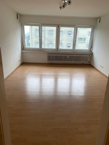 Wohnung zur Miete 360 € 1 Zimmer 28 m² 3. Geschoss Kernstadt 3 Winnenden 71364