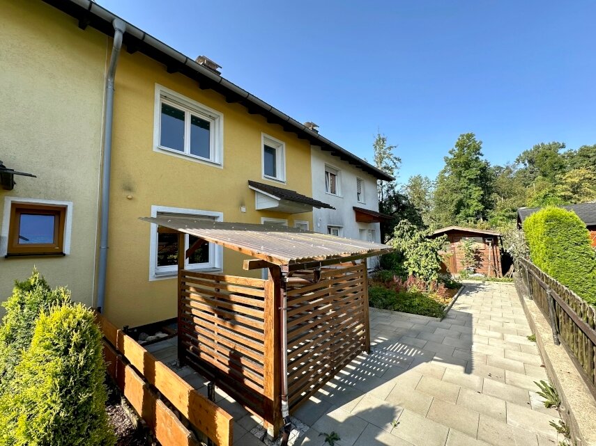 Reihenmittelhaus zum Kauf 649.000 € 3,5 Zimmer 104 m²<br/>Wohnfläche 640 m²<br/>Grundstück Rosenheim 83024