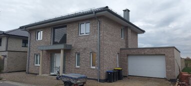 Einfamilienhaus zum Kauf 5,5 Zimmer 146 m² 672 m² Grundstück Huchem-Stammeln Niederzier 52382
