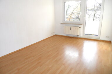 Wohnung zur Miete 425 € 4 Zimmer 71 m² 2. Geschoss Werdau Werdau 08412