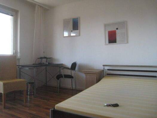 WG-Zimmer zur Miete 400 € 14 m² 11. Geschoss frei ab 01.12.2026 Lübecker Str. 7 Eschborn 65760