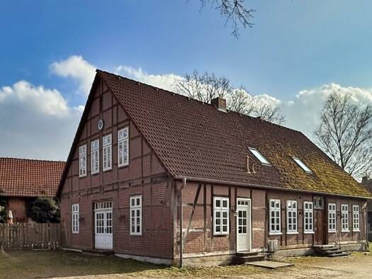 Einfamilienhaus zum Kauf 599.000 € 10 Zimmer 283 m² 3.321 m² Grundstück Beedenbostel 29355