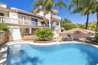 Einfamilienhaus zum Kauf 1.295.000 € 415 m² 775 m² Grundstück Nueva Andalucía 04006