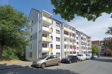 Wohnung zur Miete 301 € 3 Zimmer 57 m² 2. Geschoss Marienstraße 6 Neundorfer Vorstadt Plauen 08527