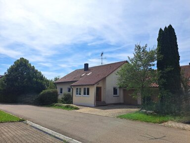 Einfamilienhaus zum Kauf 440.000 € 10 Zimmer 200 m² 879 m² Grundstück Donnstetten Römerstein 72587