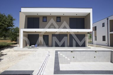 Haus zum Kauf 800.000 € 6 Zimmer 220 m² 640 m² Grundstück Smoljanci 52342