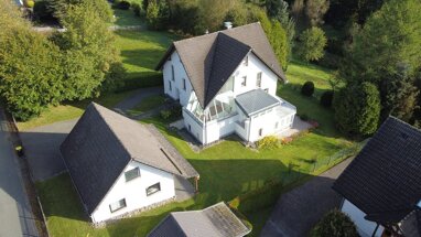 Haus zum Kauf 395.000 € 10 Zimmer 240 m² 3.298 m² Grundstück Zinse Erndtebrück 57339