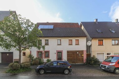 Einfamilienhaus zum Kauf 185.000 € 6 Zimmer 145 m² 185 m² Grundstück Dornhan Dornhan 72175
