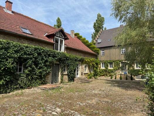 Einfamilienhaus zur Miete 1.690 € 6 Zimmer 200 m² Strehlhof Rimbach Volkach 97332