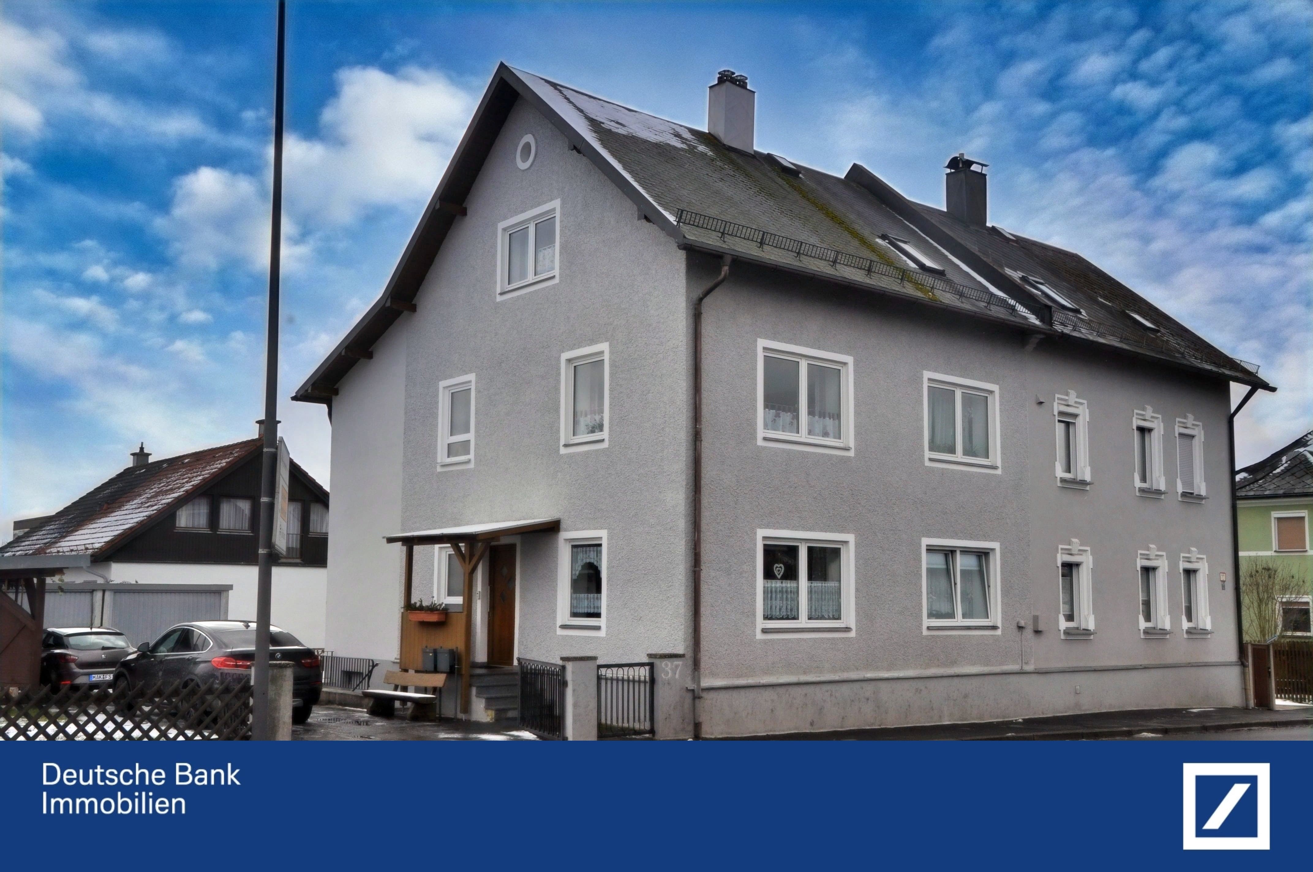 Mehrfamilienhaus zum Kauf 419.000 € 4 Zimmer 150 m²<br/>Wohnfläche 759 m²<br/>Grundstück Marktredwitz Marktredwitz 95615