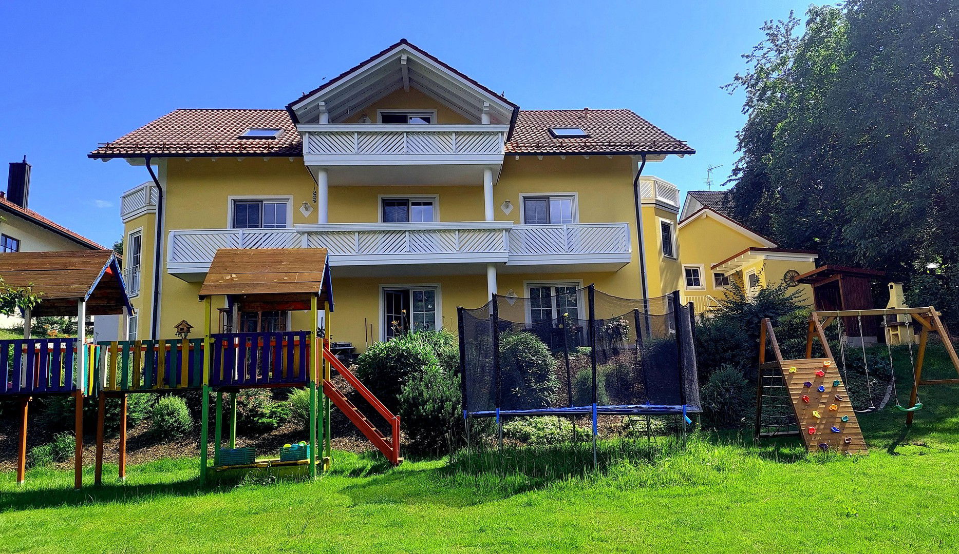 Mehrfamilienhaus zum Kauf provisionsfrei 649.000 € 10 Zimmer 396 m²<br/>Wohnfläche 1.675 m²<br/>Grundstück Fürstenstein Fürstenstein 94538