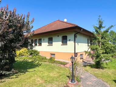 Bungalow zum Kauf 298.000 € 4 Zimmer 102,1 m² 759 m² Grundstück Oberlichtenau Lichtenau 09244